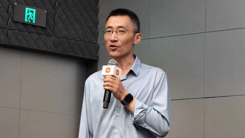 三颗芯片发布后,小米为什么仍没定义AI手机?